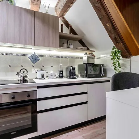 House Canal 1 شقة
